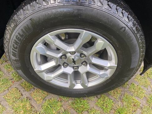 Used 2024 Chevrolet Silverado 1500 RST image 27