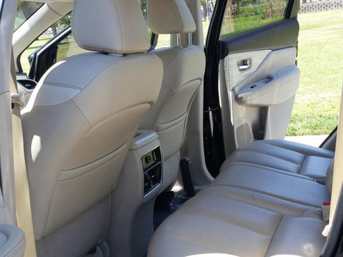 Used 2016 Nissan Murano Platinum w/ Platinum Technology Package AWD/4WD image 7