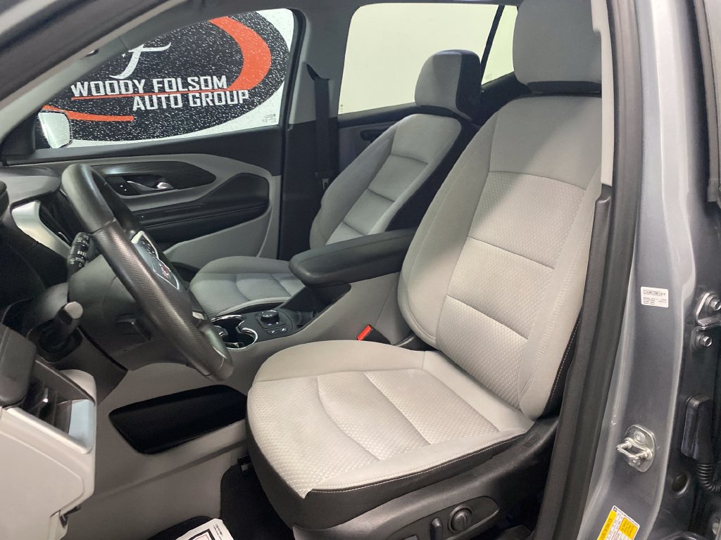 Used 2024 GMC Terrain SLE w/ Driver Convenience Package FWD image 15