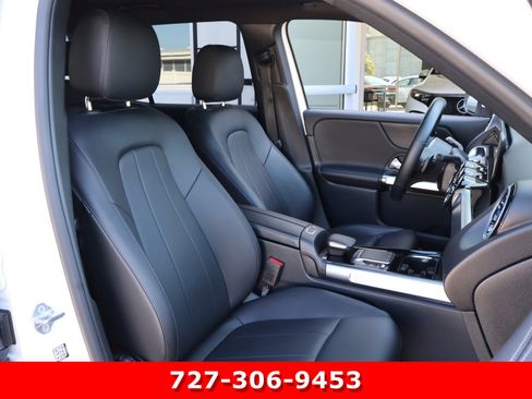 Certified 2022 Mercedes-Benz GLB 250 4MATIC image 22