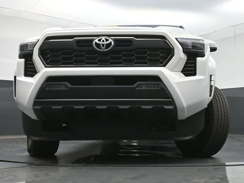 Used 2024 Toyota Tacoma TRD Sport RWD image 31