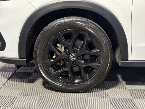 Used 2024 Honda HR-V Sport image 16