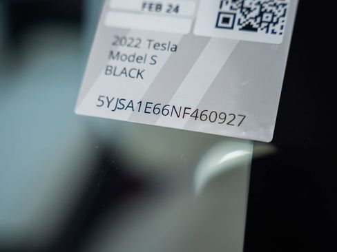 Used 2022 Tesla Model S Plaid image 38