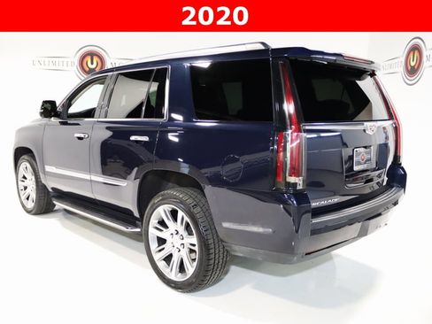 Used 2020 Cadillac Escalade Luxury image 3