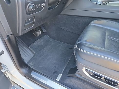 Used 2024 Jeep Grand Wagoneer L Series II w/ Quick Order Packagew 28T image 39