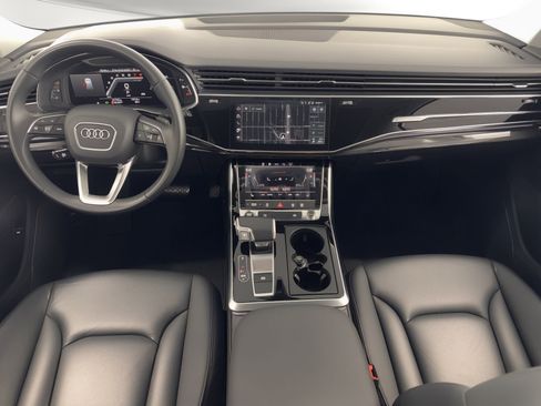 Used 2023 Audi Q7 3.0T Premium AWD/4WD image 19