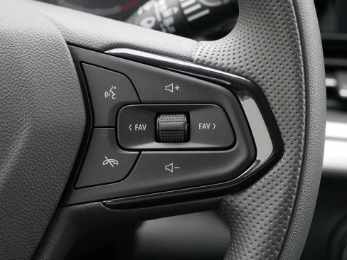 New 2026 Chevrolet Trax LS w/ LS Convenience Package image 24