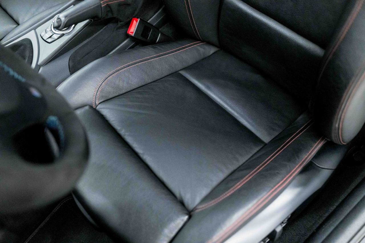 Used 2011 BMW 1 Series M RWD image 39