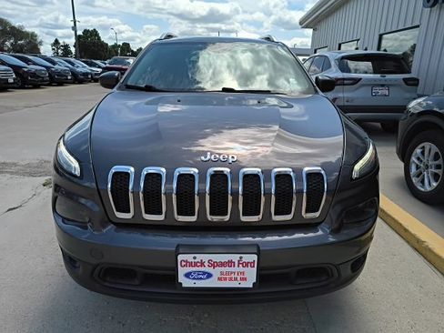 Used 2015 Jeep Cherokee Latitude w/ Comfort/Convenience Group AWD/4WD image 8