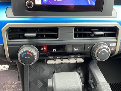 New 2026 Toyota Tacoma TRD Sport AWD/4WD image 17
