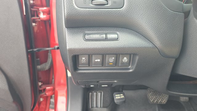 Used 2013 Nissan Altima 2.5 SL w/ Technology Pkg FWD image 16