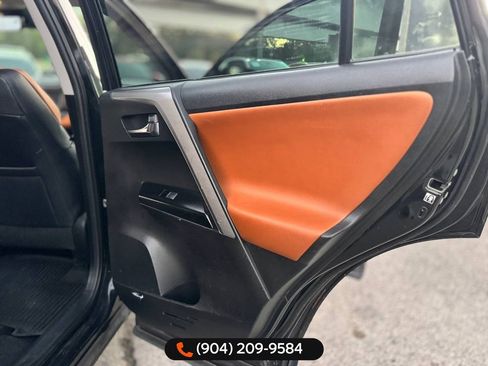 Used 2016 Toyota RAV4 Limited image 21