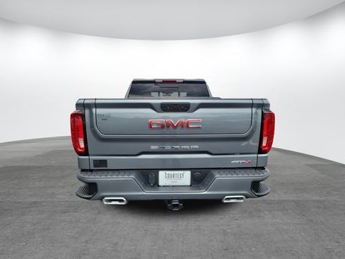 Used 2021 GMC Sierra 1500 AT4 w/ Off-Road Performance Package AWD/4WD image 7