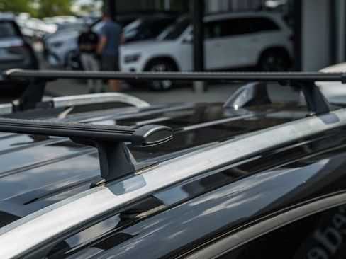 Used 2018 Chevrolet Equinox Premier FWD image 20
