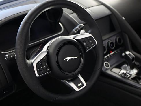 Used 2023 Jaguar F-TYPE R image 19