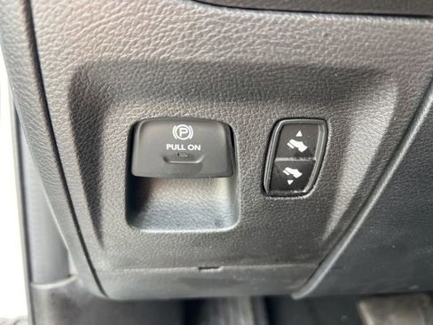 Used 2025 RAM 1500 Laramie image 11