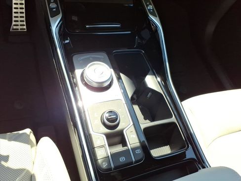 New 2026 Kia Sorento SX Prestige image 24