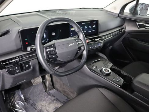 Used 2026 Kia Sportage LX FWD image 23