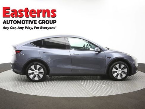 Used 2023 Tesla Model Y Long Range AWD/4WD image 38