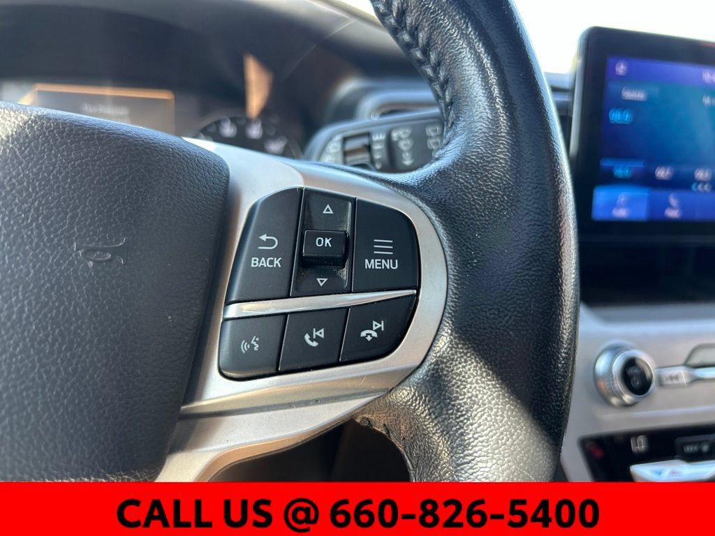 Used 2020 Ford Explorer XLT w/ Equipment Group 202A AWD/4WD image 12