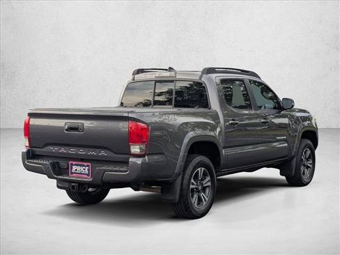 Used 2016 Toyota Tacoma TRD Sport w/ Premium & Technology Package AWD/4WD image 5
