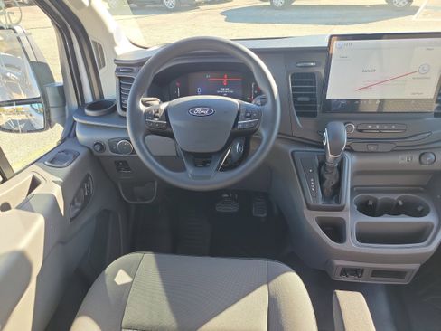 New 2026 Ford Transit 250 148 Medium Roof RWD image 12