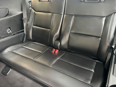 Used 2023 Ford Explorer XLT w/ Equipment Group 202A image 14