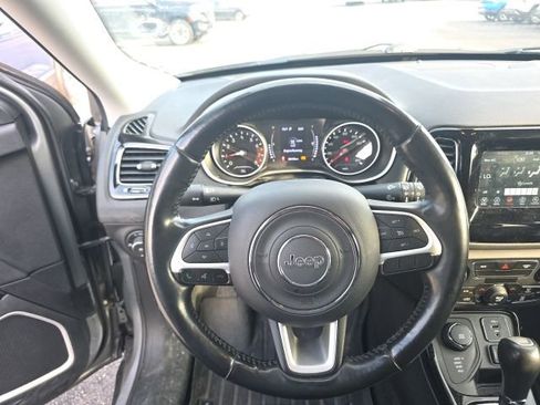 Used 2020 Jeep Compass Latitude image 7