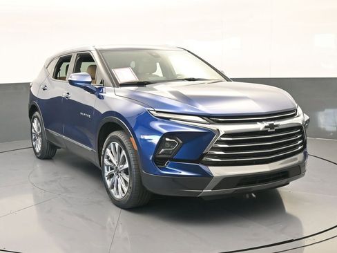 Used 2023 Chevrolet Blazer Premier image 9