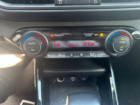 Used 2023 Kia Forte GT-Line FWD image 13