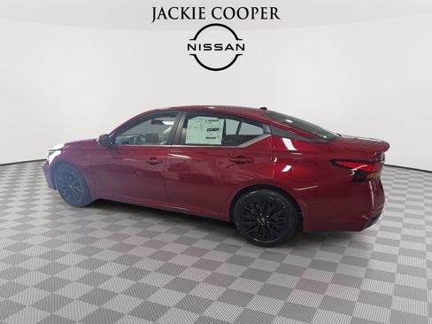 New 2026 Nissan Altima 2.5 SV w/ SV Special Edition Package image 8