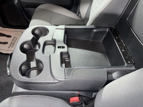 Used 2024 RAM 1500 Classic SLT image 26