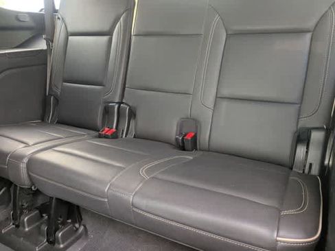 Used 2021 Chevrolet Tahoe Premier AWD/4WD image 19