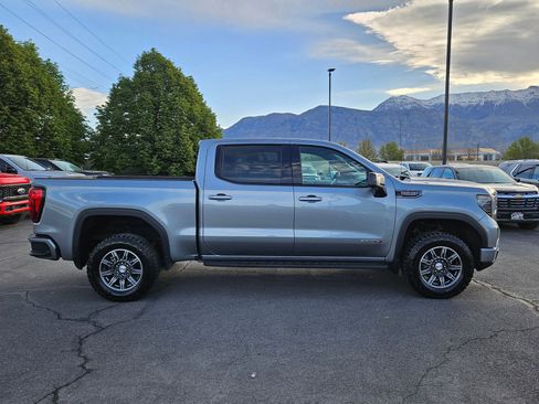 Used 2024 GMC Sierra 1500 AT4 w/ AT4 Premium Package AWD/4WD image 2