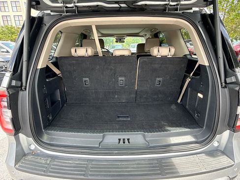 Used 2024 Ford Expedition Limited RWD image 28