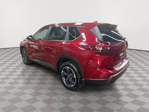 Used 2025 Nissan Rogue SV w/ SV Premium Package AWD/4WD image 5