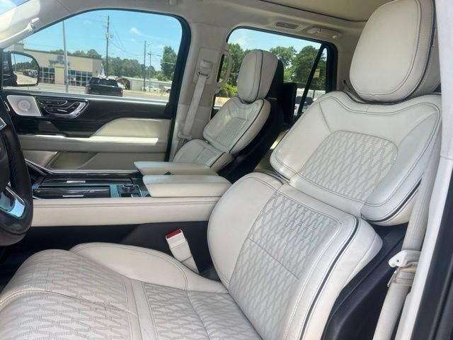 Used 2021 Lincoln Navigator Black Label AWD/4WD image 18