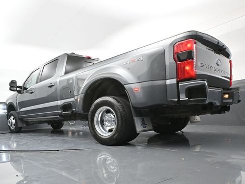 Used 2024 Ford F350 Lariat w/ Lariat Ultimate Package image 31