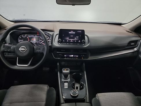 Used 2023 Nissan Rogue SV AWD/4WD image 15