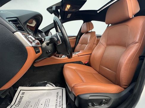 Used 2016 BMW 535i xDrive Sedan image 17