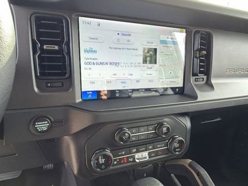 New 2026 Ford Bronco Badlands image 25