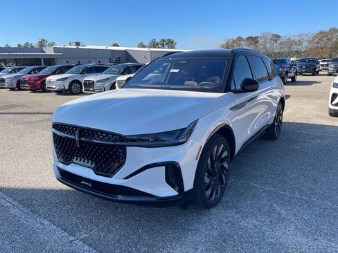 New 2026 Lincoln Nautilus Reserve w/ Jet Appearance Package image 2