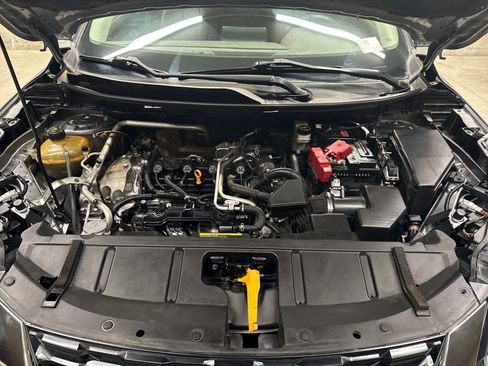 Used 2021 Nissan Rogue S image 14