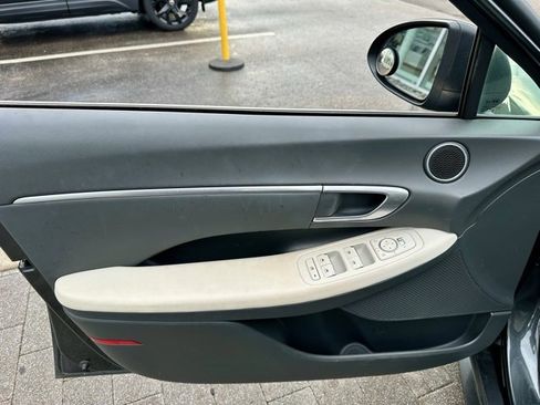 Used 2021 Hyundai Sonata SEL w/ Convenience Package image 10