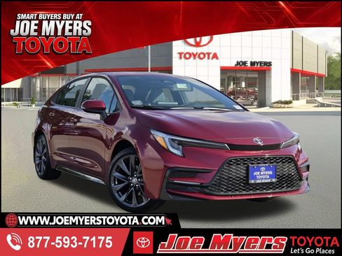 Used 2026 Toyota Corolla SE FWD image 1