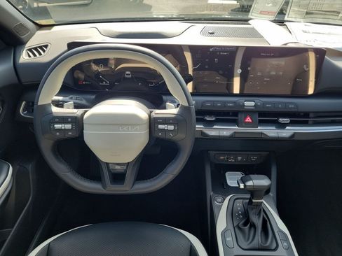 New 2026 Kia K4 GT-Line w/ GT-Line Premium Package FWD image 17