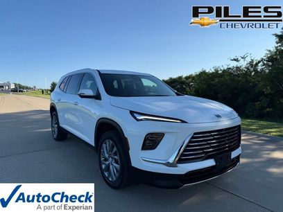 Used 2025 Buick Enclave Preferred