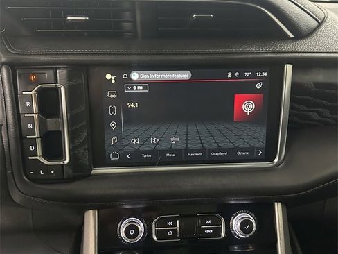 Used 2023 GMC Yukon XL Denali image 22