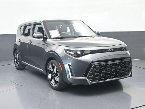 Used 2024 Kia Soul GT-Line FWD image 9