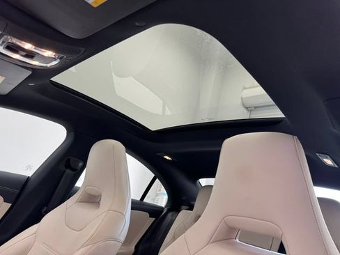 Used 2020 Mercedes-Benz CLA 250 image 3